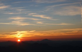 Sonnenuntergang bei der Fischerhütte, © Wiener Alpen in Niederösterreich - Schneeberg Hohe Wand Sonnenuntergang bei der Fischerhütte, © Wiener Alpen in Niederösterreich - Schneeberg Hohe Wand