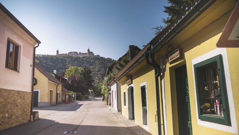 Numerous wine taverns in Furth, © Daniela Matejschek Numerous wine taverns in Furth, © Daniela Matejschek