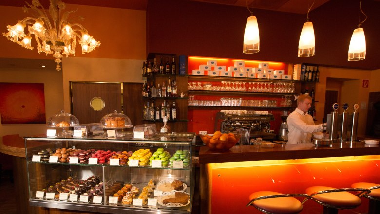 Cafe Helmut & Helmut, © schwarz-koenig.at Cafe Helmut & Helmut, © schwarz-koenig.at