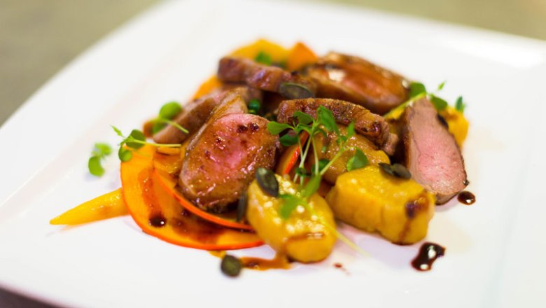 Rack of lamb, © Gastwirtschaft und Hotel Holzinger Rack of lamb, © Gastwirtschaft und Hotel Holzinger