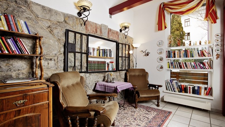 Book corner, © Zuser’s guesthouse Book corner, © Zuser’s guesthouse