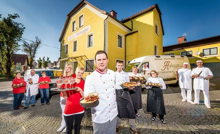 Thomas Hobegger with his team, © Hobegger Thomas Hobegger with his team, © Hobegger