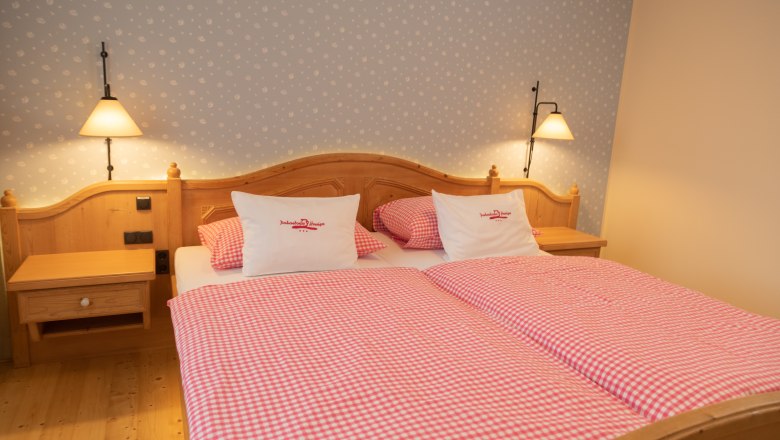 Perbersdorfer wine tavern & hotel, © Perbersdorfer Heuriger & Hotel Perbersdorfer wine tavern & hotel, © Perbersdorfer Heuriger & Hotel