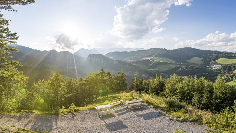 Blickplatz "20-Schilling-Blick", © Wiener Alpen - Zwickl Blickplatz "20-Schilling-Blick", © Wiener Alpen - Zwickl