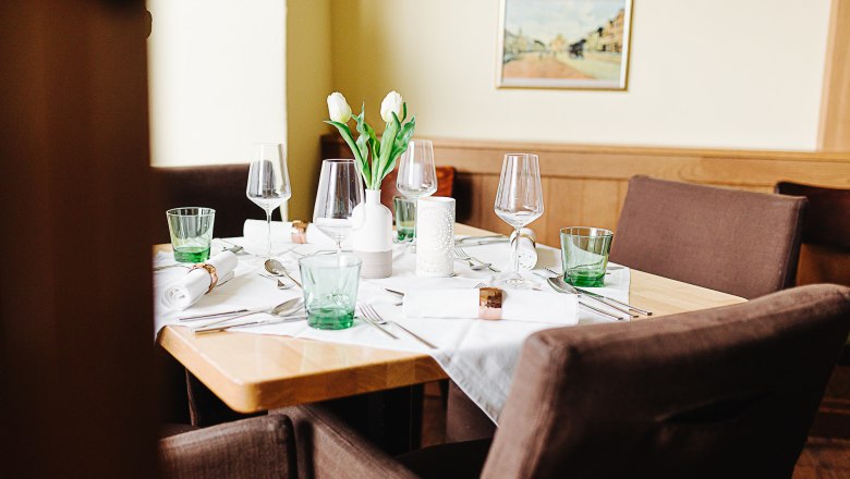 Einladendes Gasthaus mit regionaler Waldviertler Küche, © Niederösterreich Werbung/Mara Hohla Einladendes Gasthaus mit regionaler Waldviertler Küche, © Niederösterreich Werbung/Mara Hohla