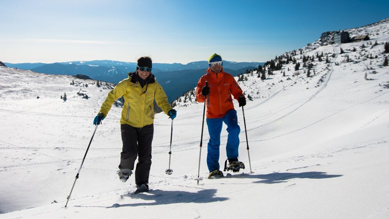Berggasthof als Ausgangspunkt für Schneeschuh-Wanderungen, © Wiener Alpen - Ziegler Berggasthof als Ausgangspunkt für Schneeschuh-Wanderungen, © Wiener Alpen - Ziegler