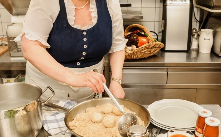 Ilse cooks regional dishes from the best ingredients, © Rita Newman Ilse cooks regional dishes from the best ingredients, © Rita Newman