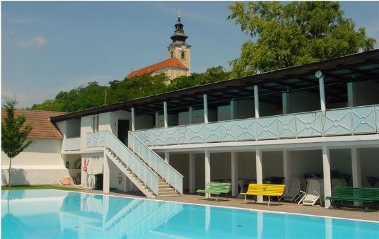 Kirchberg outdoor pool, © Gemeinde Kirchberg Kirchberg outdoor pool, © Gemeinde Kirchberg