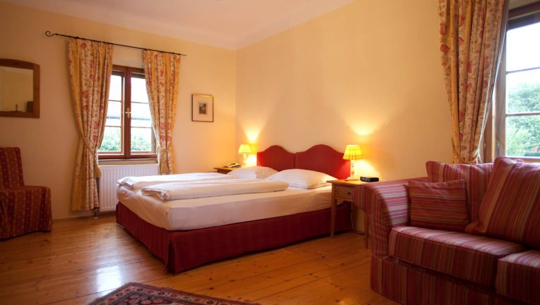 Bedroom 2, © Renaissancehotel “ Raffelsberger Hof “ Bedroom 2, © Renaissancehotel “ Raffelsberger Hof “