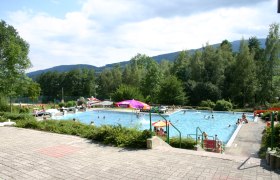 Kirchberg am Wechsel outdoor pool, © Steindy, CC BY-SA 2.0 DE Kirchberg am Wechsel outdoor pool, © Steindy, CC BY-SA 2.0 DE
