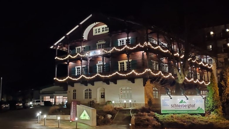Schneeberghof im Winter, © Hotel Schneeberghof Schneeberghof im Winter, © Hotel Schneeberghof