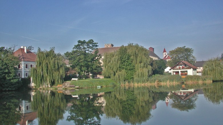 Niederabsdorf community pond, © Gemeinde Ringelsdorf-Niederabsdorf Niederabsdorf community pond, © Gemeinde Ringelsdorf-Niederabsdorf