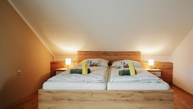 Unsere neu gestaltete Ferienwohnung Mukuli - ein Doppelzimmer ist hier ersichtlich., © Biohof Hammerschmidt