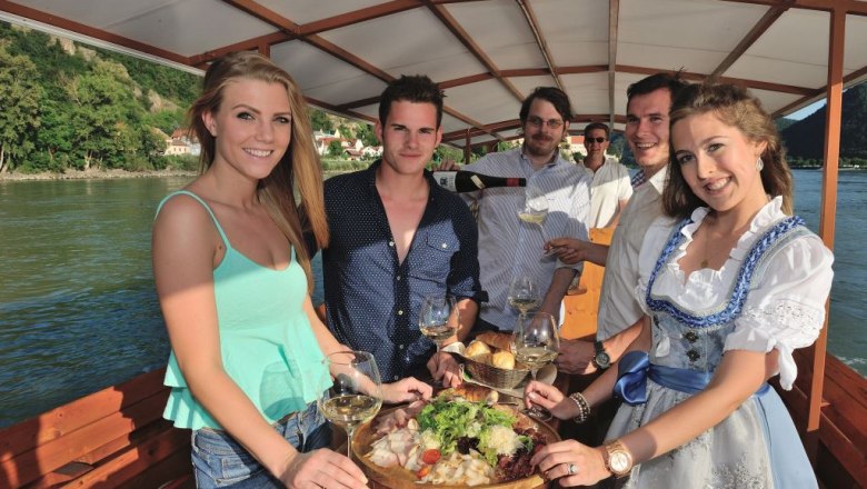Picnic on the Danube, © Gregor Semrad Picnic on the Danube, © Gregor Semrad