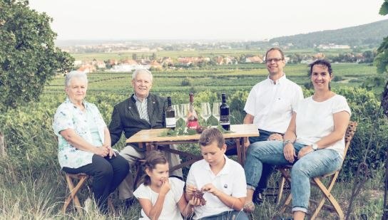 Family, © Weingut Drimmel Urbanuskeller
