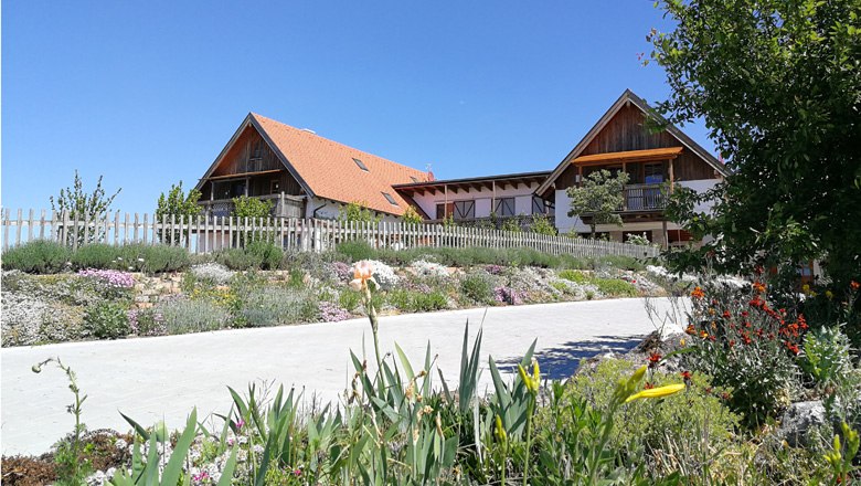 Organic farm Schmidt, © Fam. Schmidt