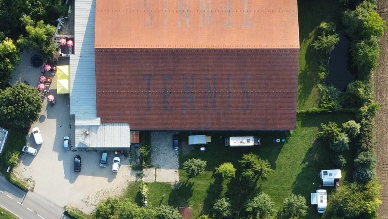 Indoor tennis center Petronell, © Tennishalle Petronell