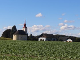 beim Fischerplatz mit der Dreifaltigkeitskapelle, &copy; Gemeinde Jaidhof