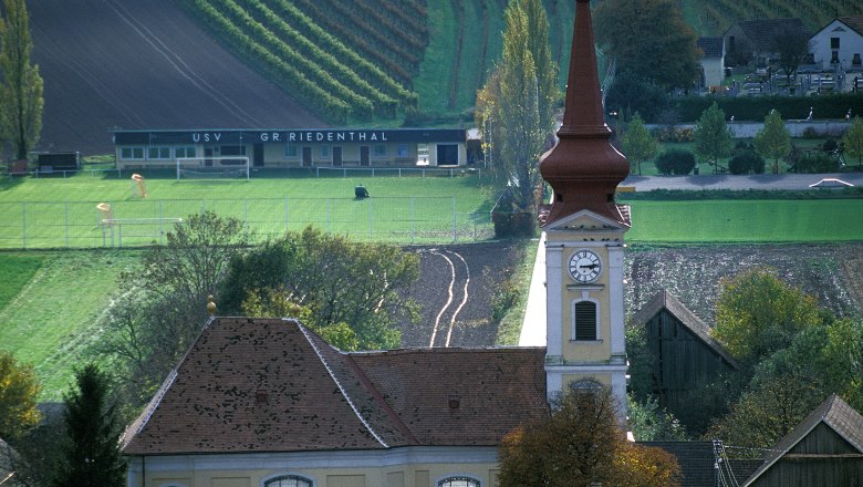 Parish church Gro&szlig;riedenthal, &copy; Donau Nieder&ouml;sterreich