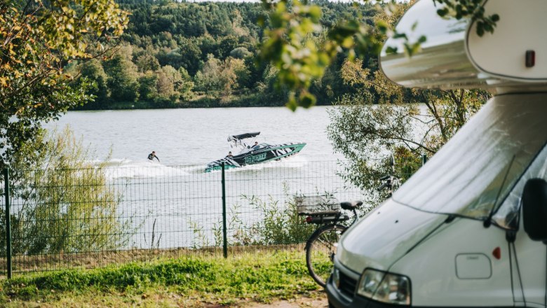 Pitch with a view of the Danube, © Marbach Camping