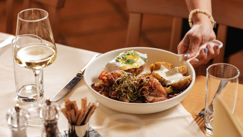 Poysdorf_Wein.Restaurant Neustifter(c)WTG_Michael Reidinger (71), © Weinviertel Tourismus / Michael Reidinger