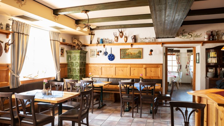 Cozy parlor with farm sale, © Niederösterreich Werbung/Nadja Büchler