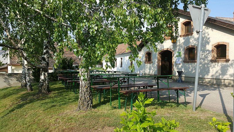 Wine tavern family Ernst Fröschl, © Fam. Fröschl