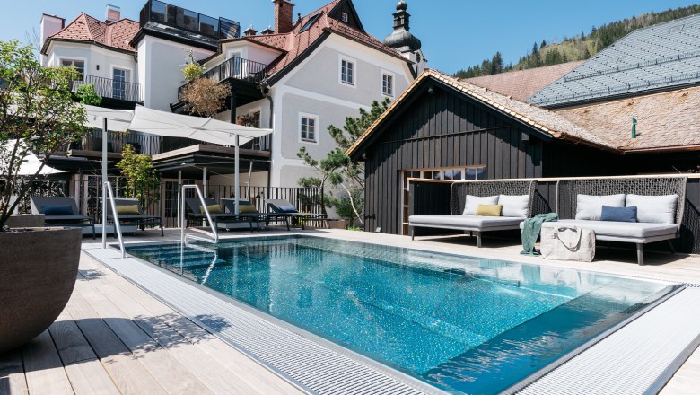 Outdoor pool Refugium, &copy; Gregor Hofbauer