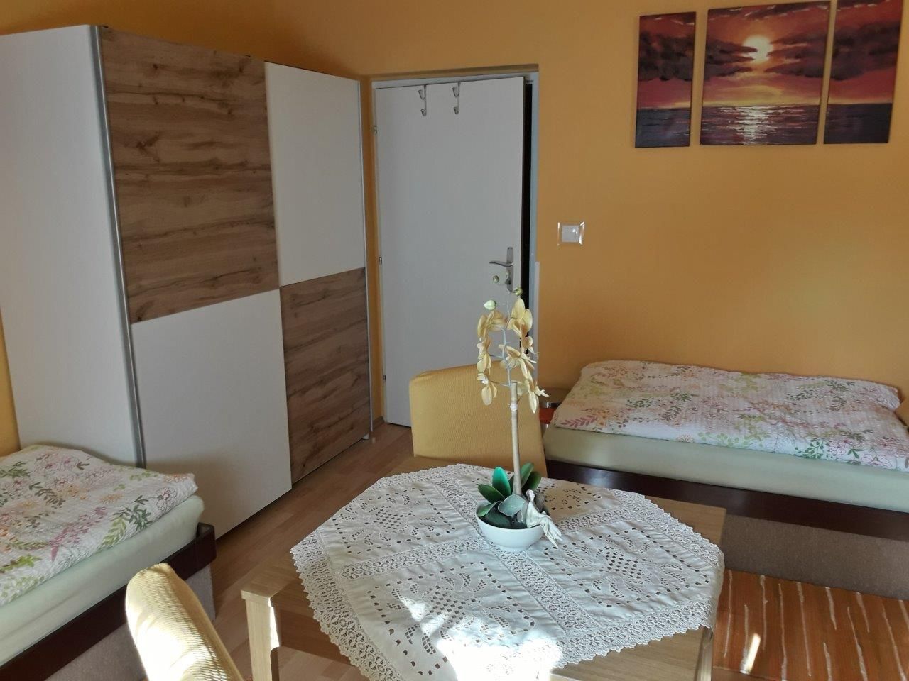 Pokoj Apricot