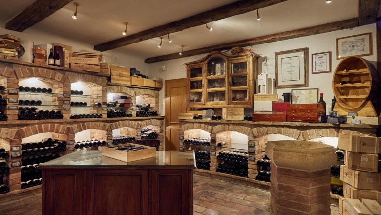 Speciální domácí víno, vinotéka, © Niederösterreich Werbung/Andreas Hofer