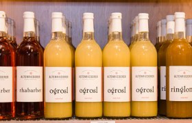 Store Obsthof & Weingut Altenriederer, &copy; Egon Fischer