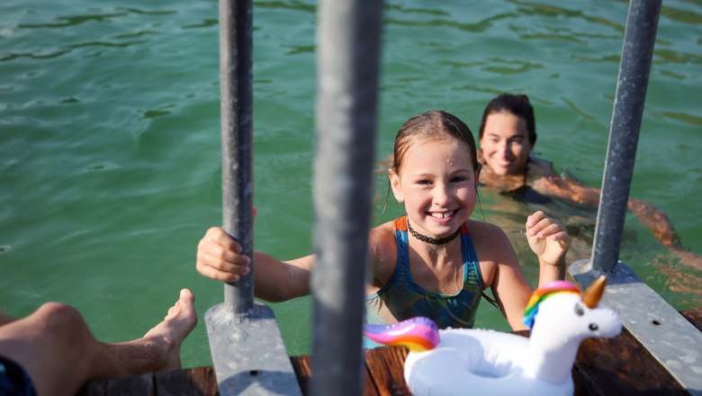 Swimming fun at Lake Erlaufsee, © weinfranz.at