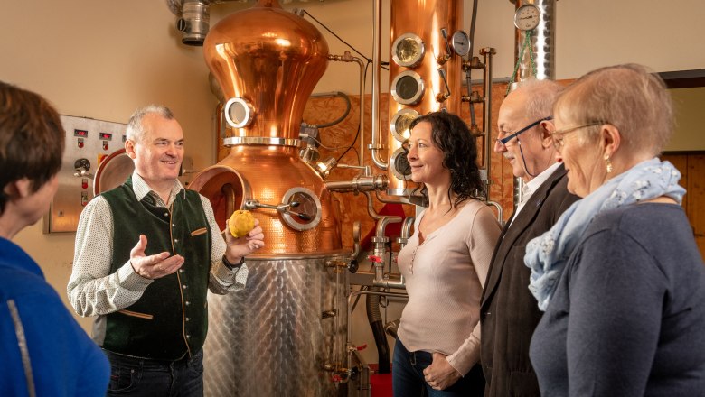 Distillery tour, © Wirtshausbrennerei Krenn