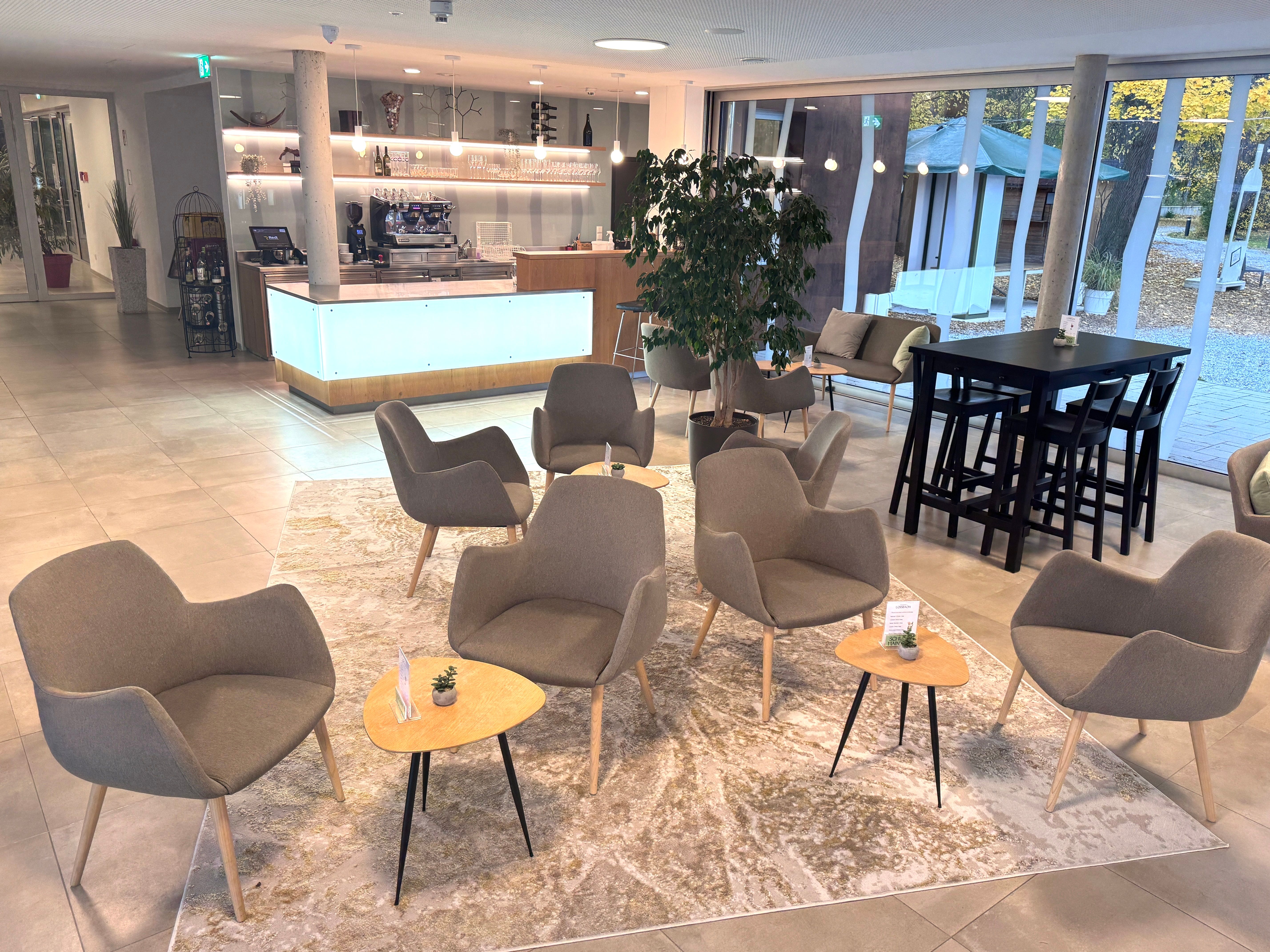 Lobby bar v hotelu Schloss Haindorf