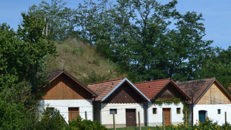 Wine cellar lane, © Gemeinde Neudorf/ Staatz