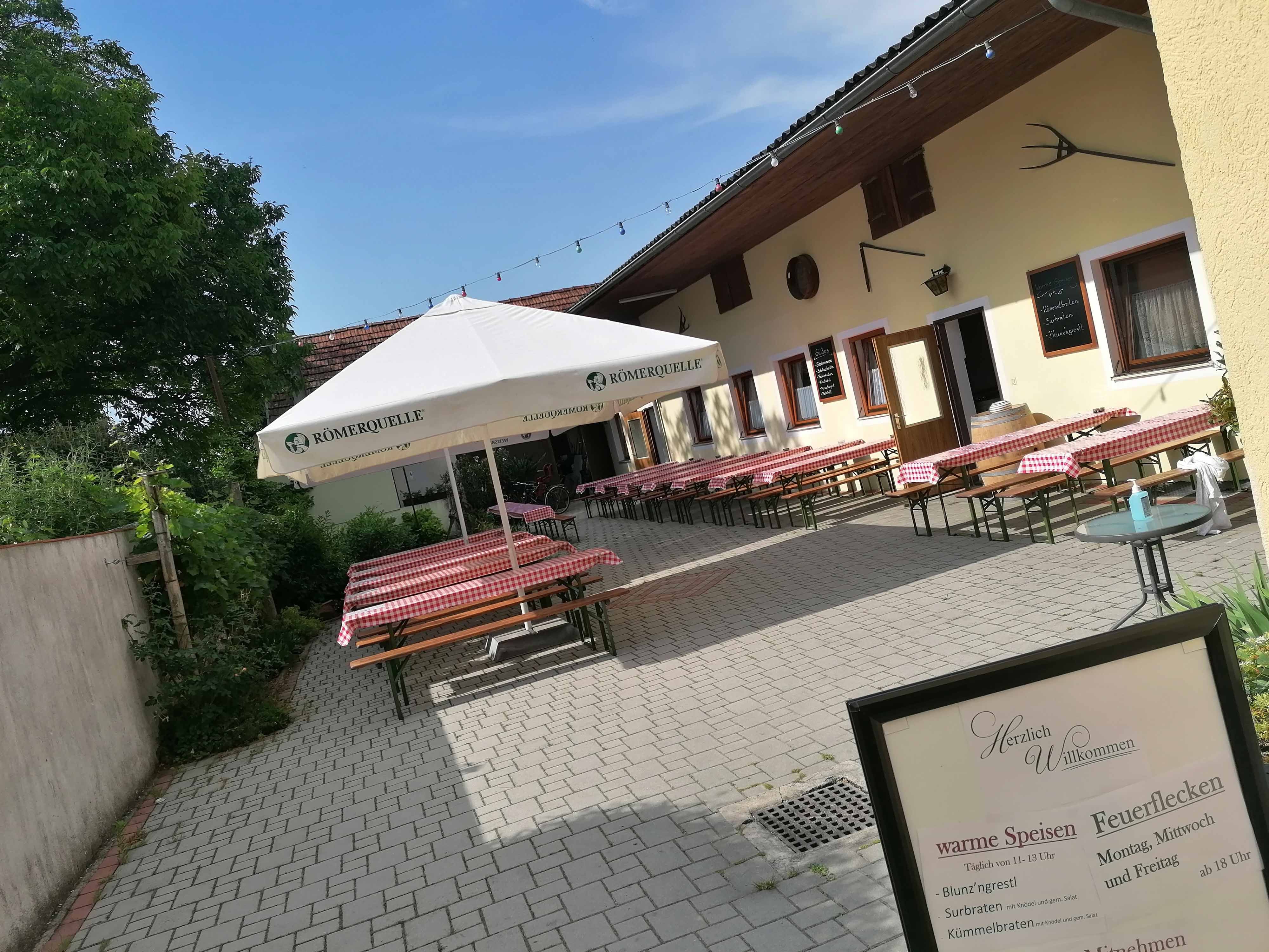 Heuriger & Viticulture Maurer