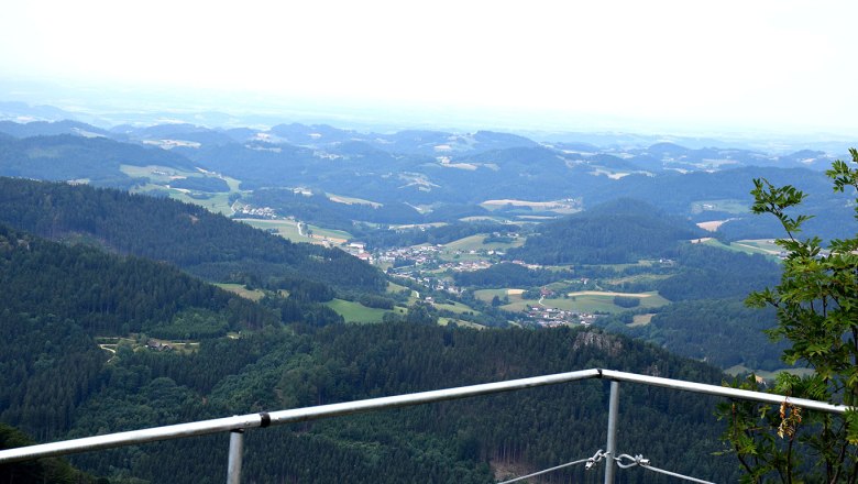 Viewing mountain Burgsteinmauer, © Leo Baumberger