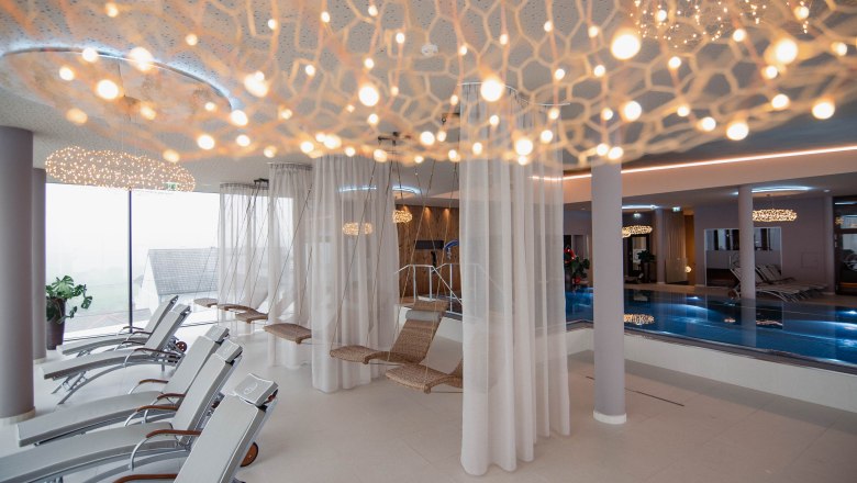 Relaxation area in the WACHAUF Spa, © Hotel Schachner_MIKU Media