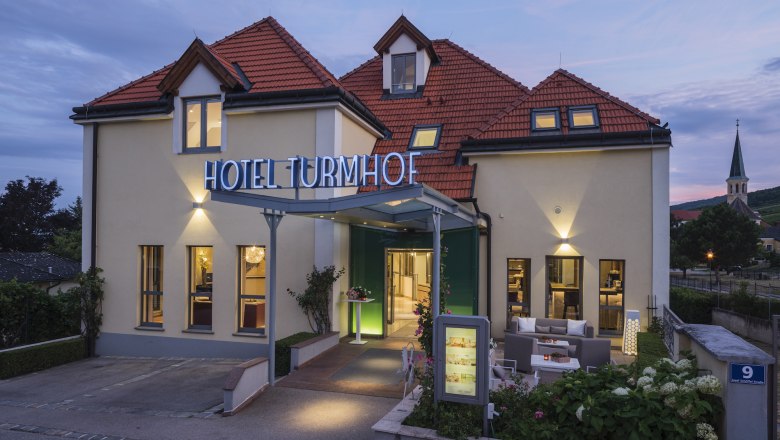 Front view of Hotel Turmhof, © Hotel Turmhof
