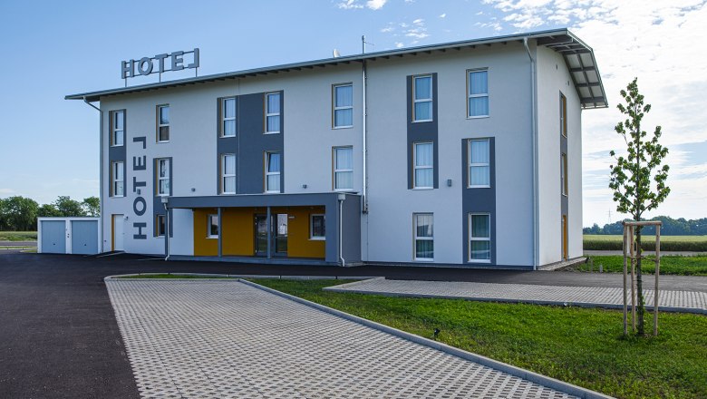 Exterior view of Hotel Tullnerfeld, © Hotel Tullnerfeld