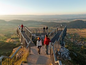 Ausblick vom Skywalk, © © Wiener Alpen in NÖ Tourismus GmbH, Foto: Franz Zwickl