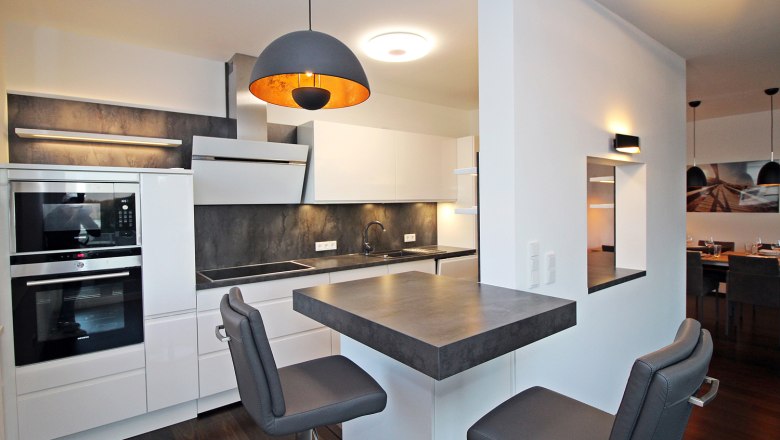 Vacation apartment Donaublick, kitchen, © Interhome