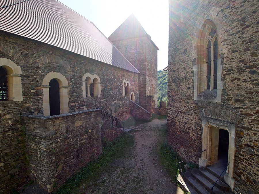 Burghof(c)Burg Hardegg