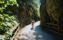 Radfahren am Piestingtalradweg in der Region Schneebergland