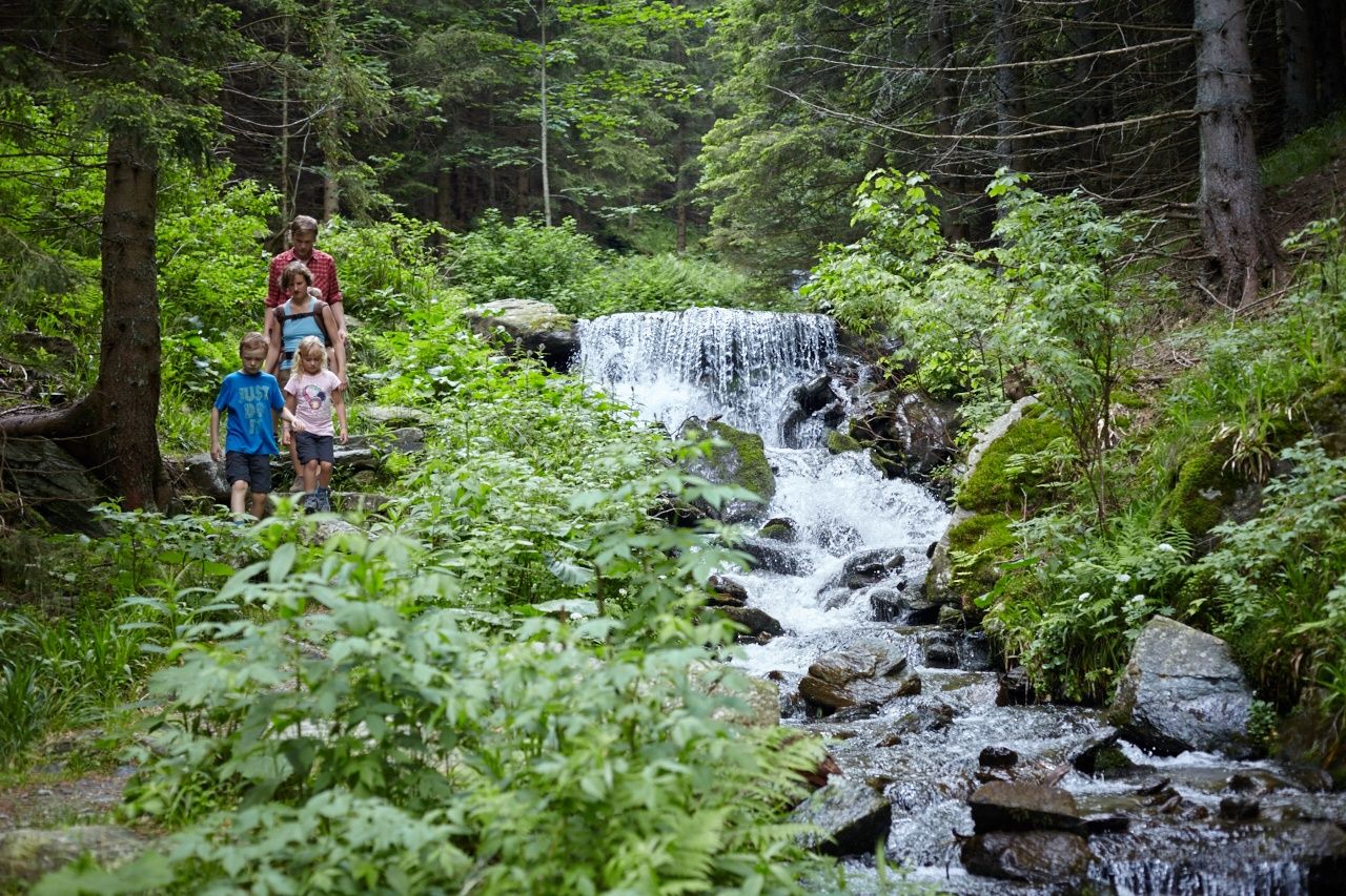 Tematická stezka na bílé vodě v Mariensee