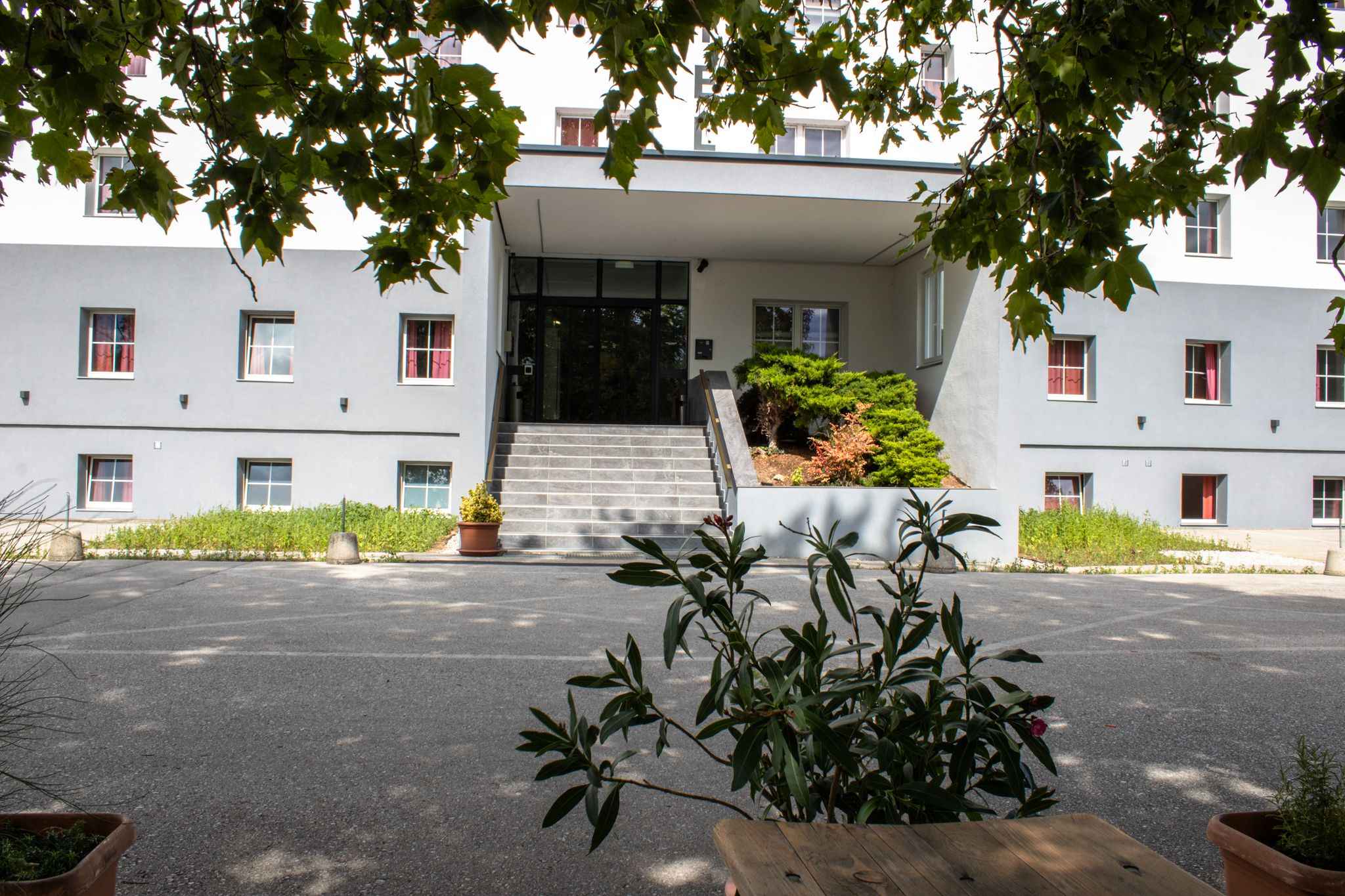 Ecotel zvenčí2