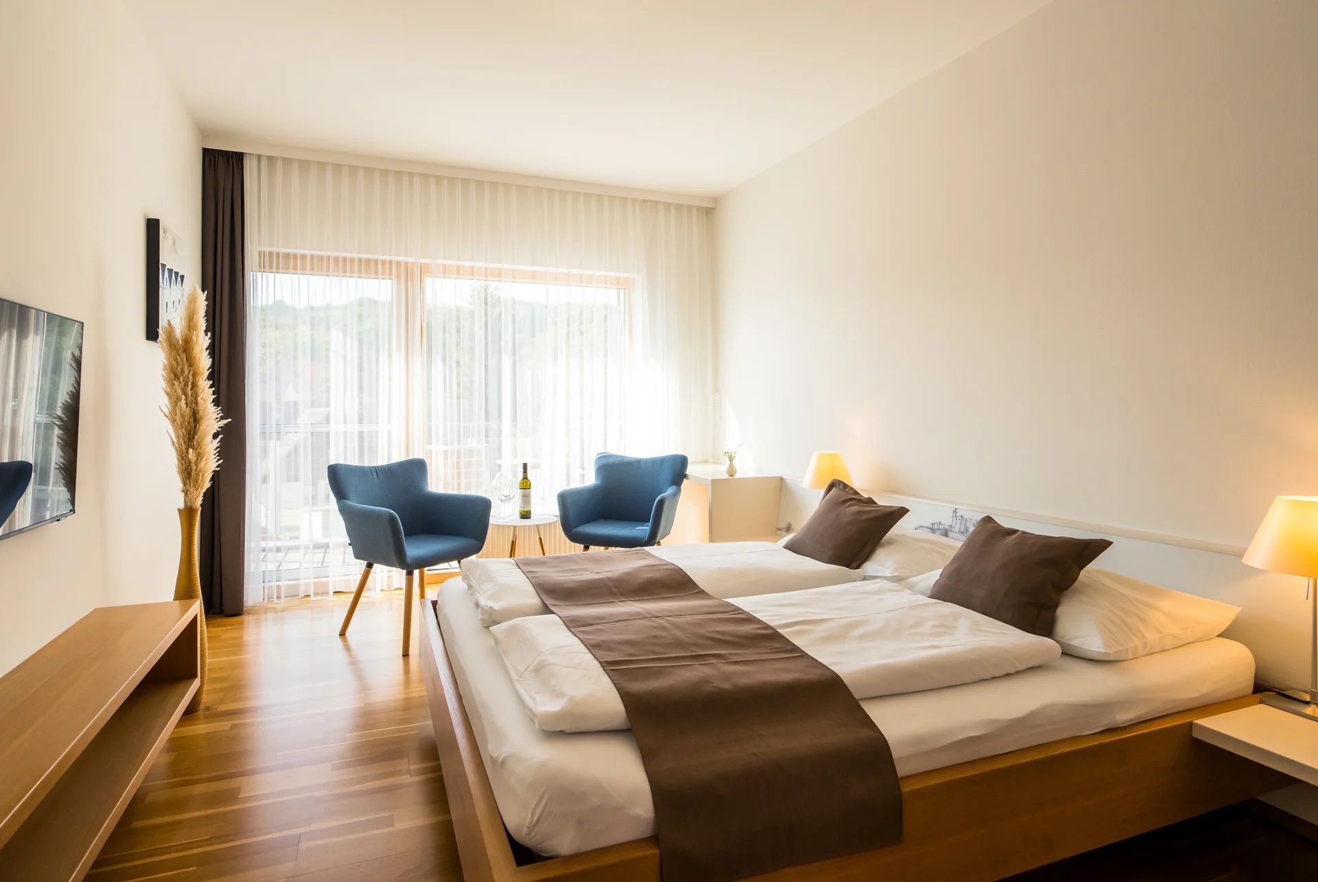 WeingutStadler_Zimmer_(c)RobertHerbst_1920px