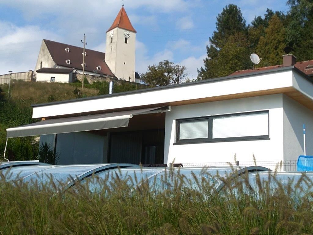 Pohled zvenčí