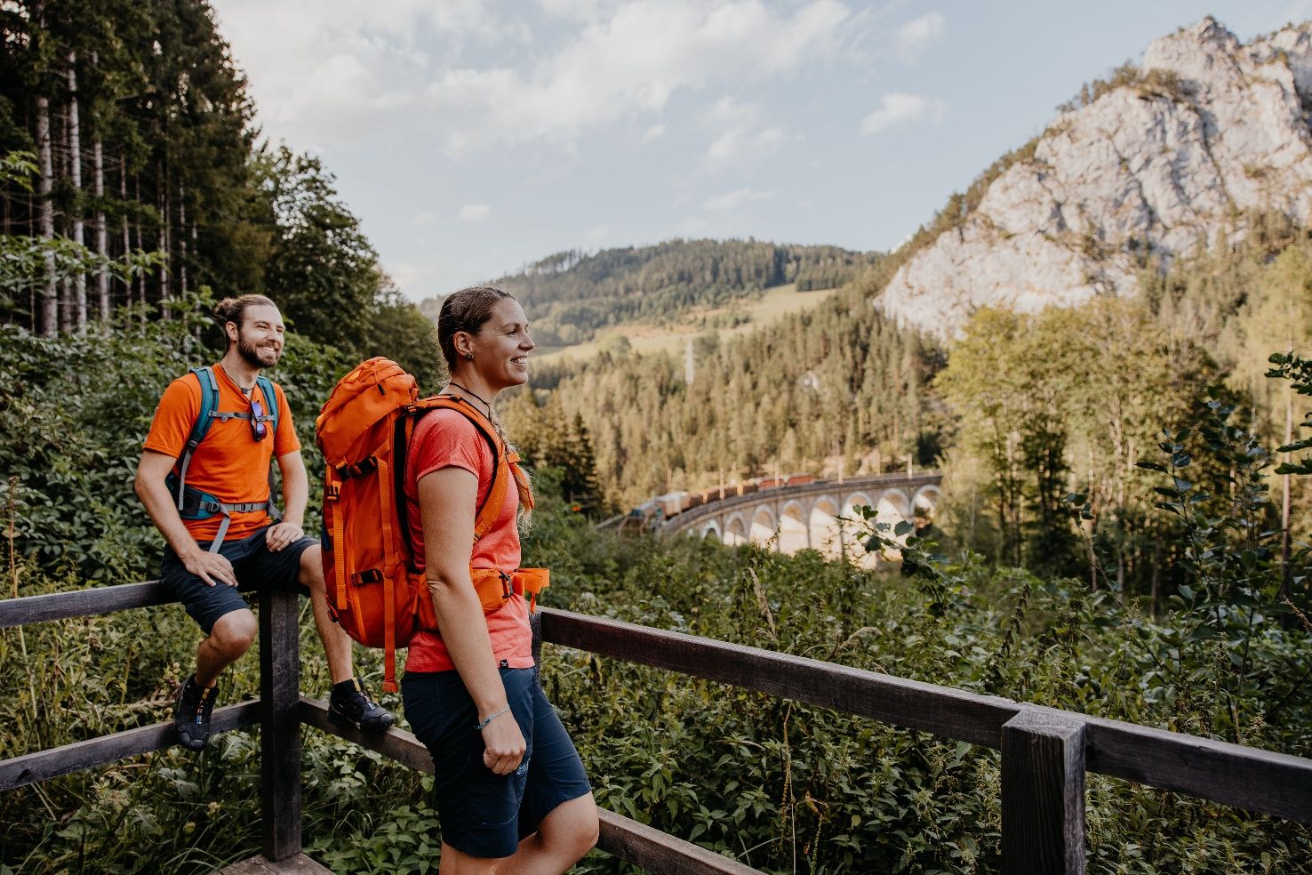 Pěší turistika podél železnice Semmering