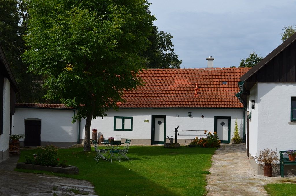 Vnitřní nádvoří Landhausu Lunkowitz
